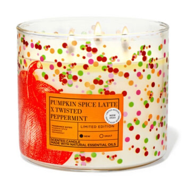 Pumpkin Spice Latte X Twisted Peppermint 3-Wick Candle - Picture 6 of 7